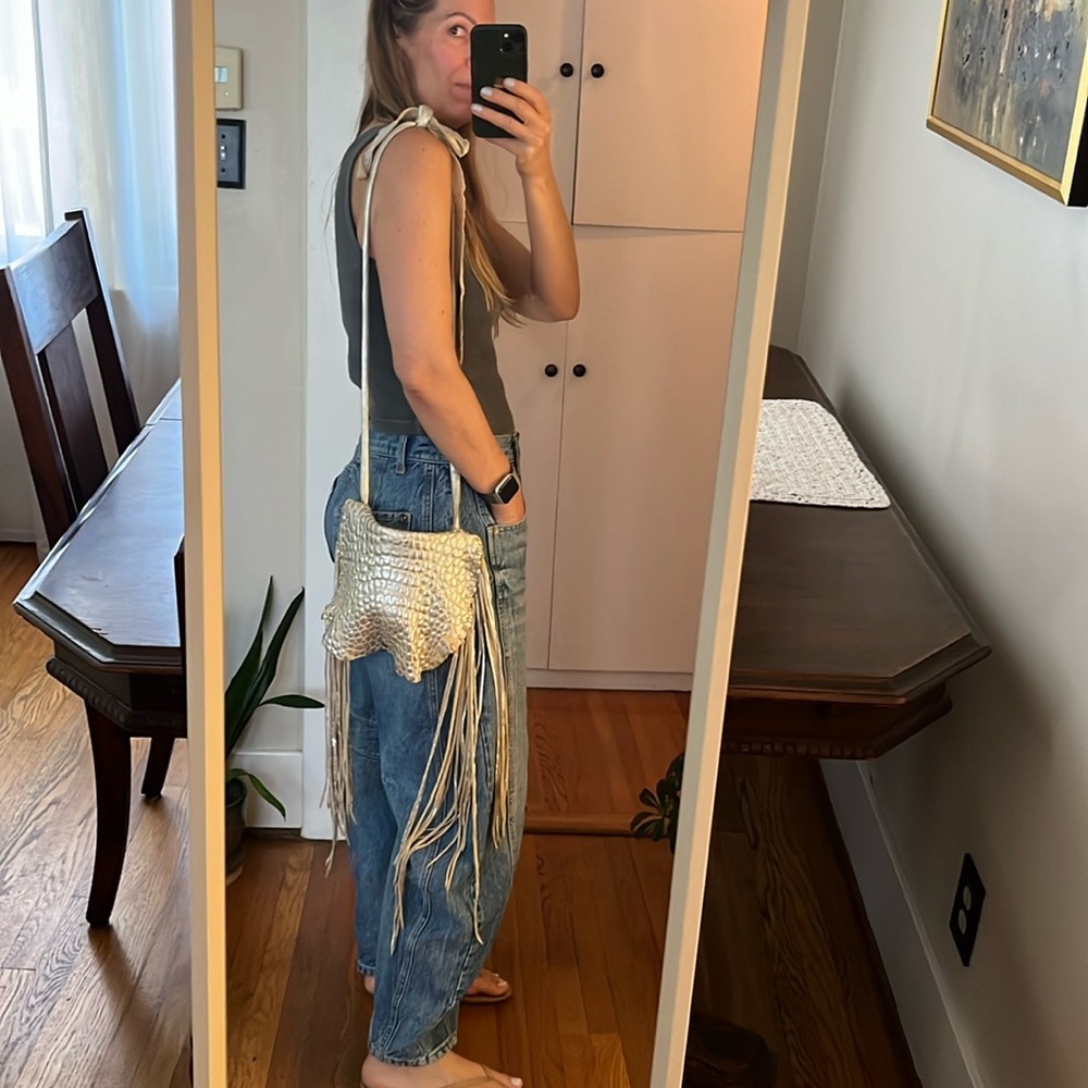 Mara Scalise Metallic Leather Fringe bag - Picture 1 of 14